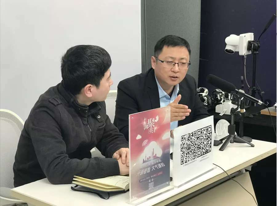机器人“三剑客”！测体温、会送药、能消毒，就在闵行这里诞生……(图6)